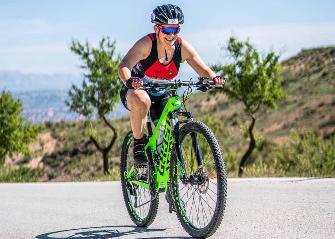 El deporte para alejarse del cáncer: el precioso ejemplo de superación de Mariví Vivar