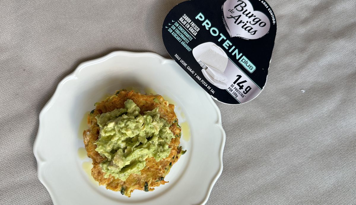 Receta de Pancakes salados de calabacín y queso protéico de @candelaperez 