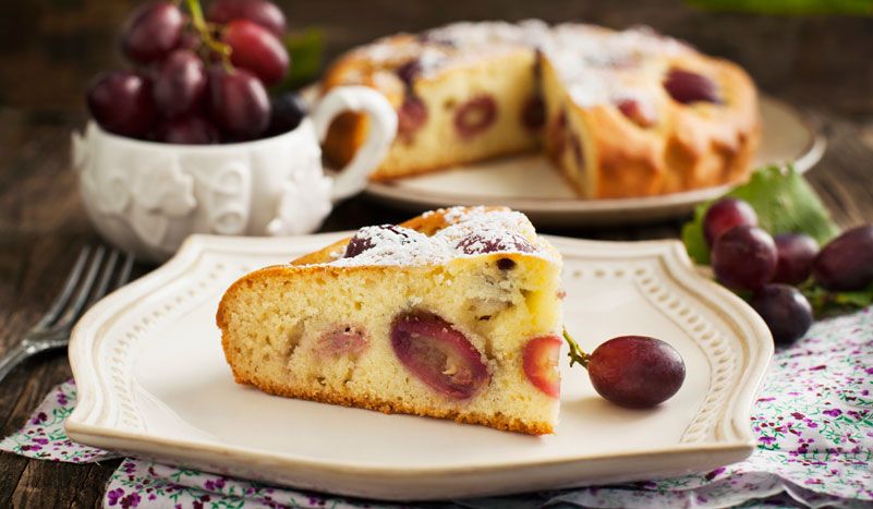 Receta de bizcocho de yogur y uvas
