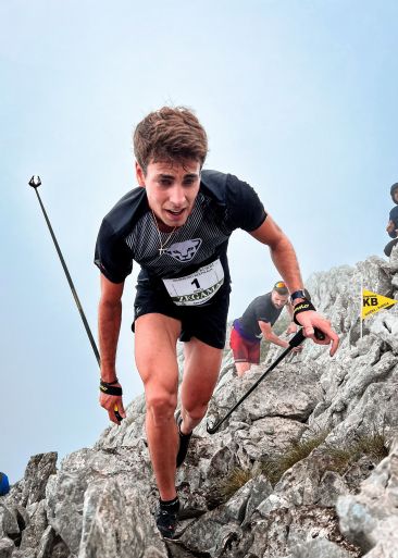 El trail running es una buena opción para no perder el ritmo en verano. El año pasado Oriol batió el récord del KV Vertical de Zegama. JosemiguelMunoez El trail running es una buena opción para no perder el ritmo en verano. El año pasado Oriol batió el récord del KV Vertical de Zegama. JosemiguelMunoez