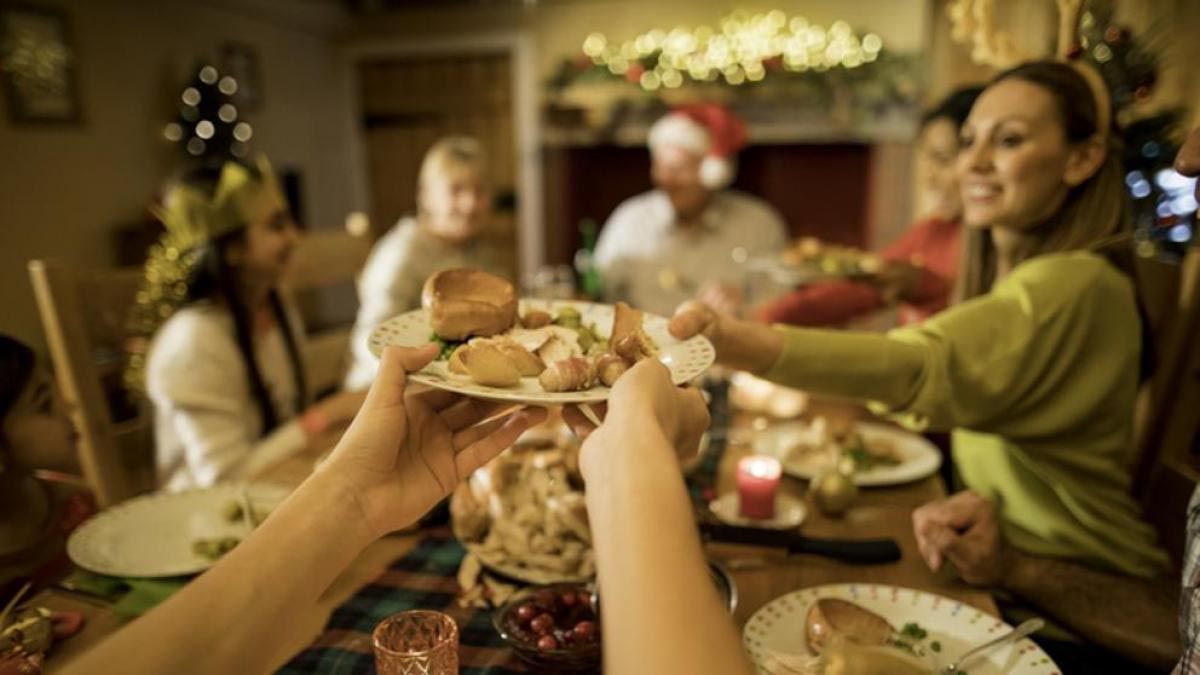Cómo sobrevivir a las comidas y cenas de navidad sin engordar en el intento