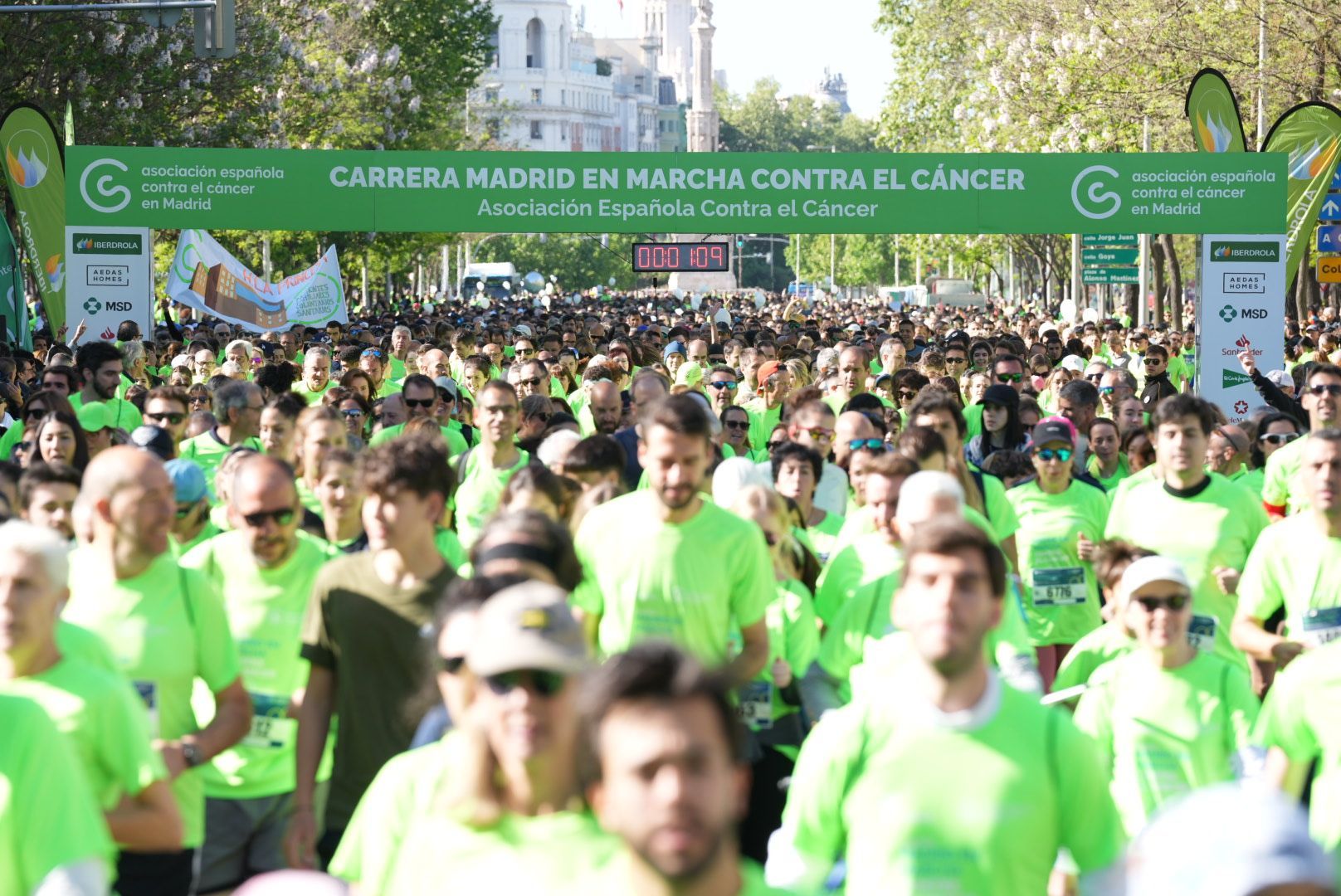Imagen de la salida de una de las ediciones de la carrera Madrid en Marcha Contra el Cáncer.