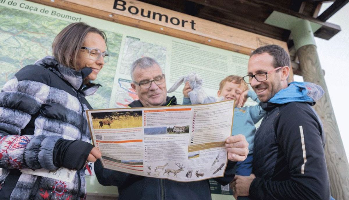 Anna Comet con su familia en el Pallars Jussà