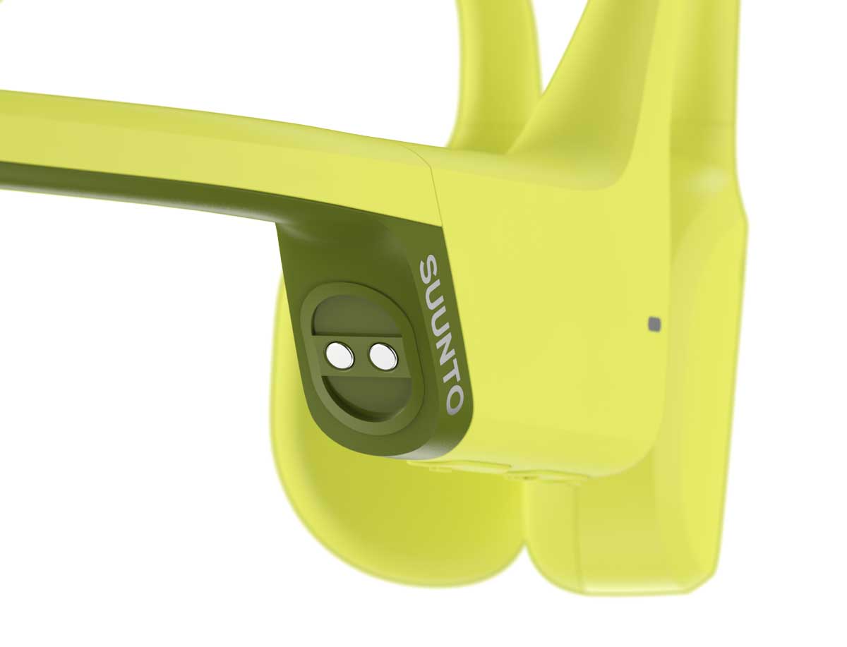 Suunto Sonic Lime, detalle del puerto de carga