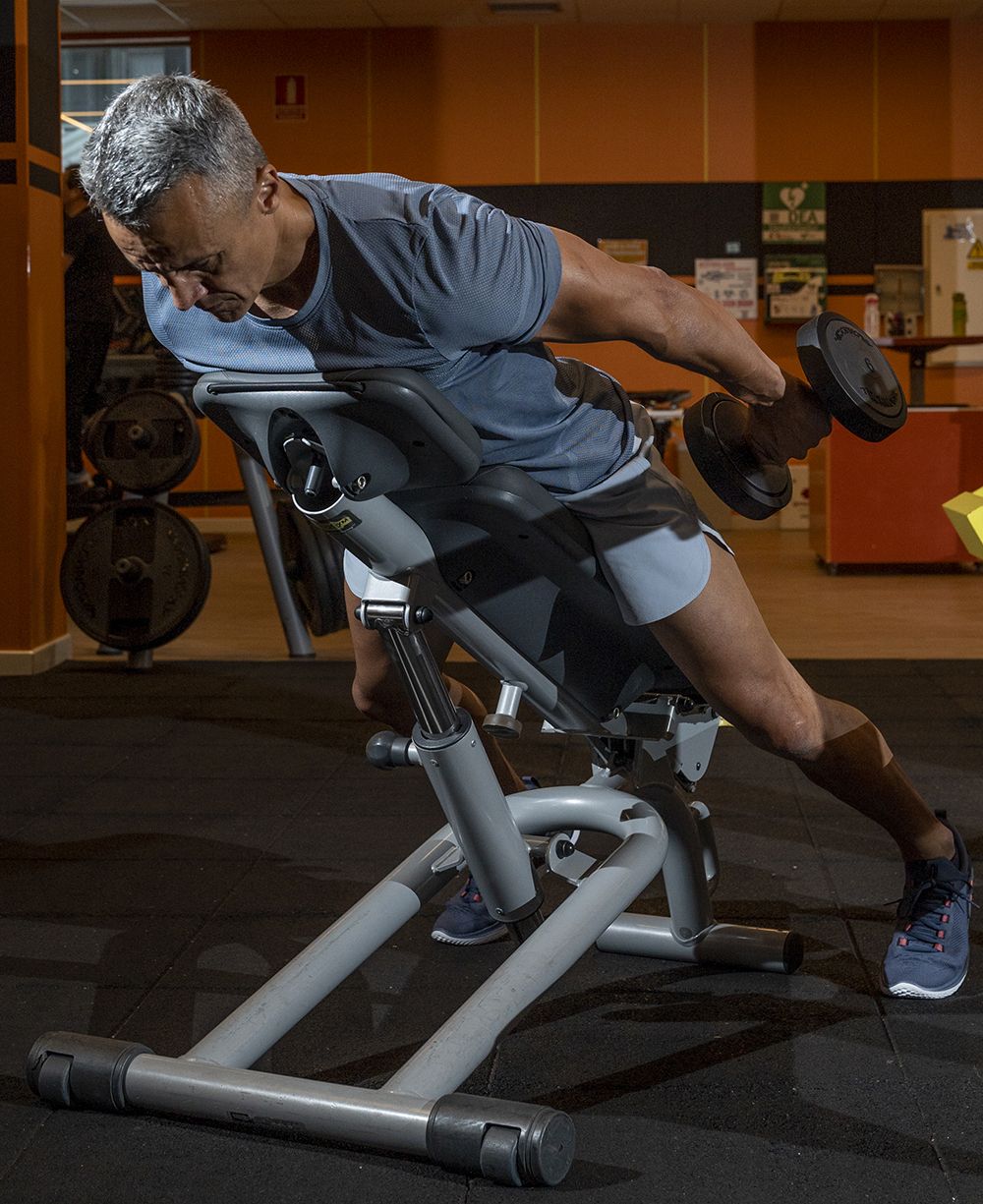 SWINGS DELTOIDES POSTERIOR SWINGS DELTOIDES POSTERIOR