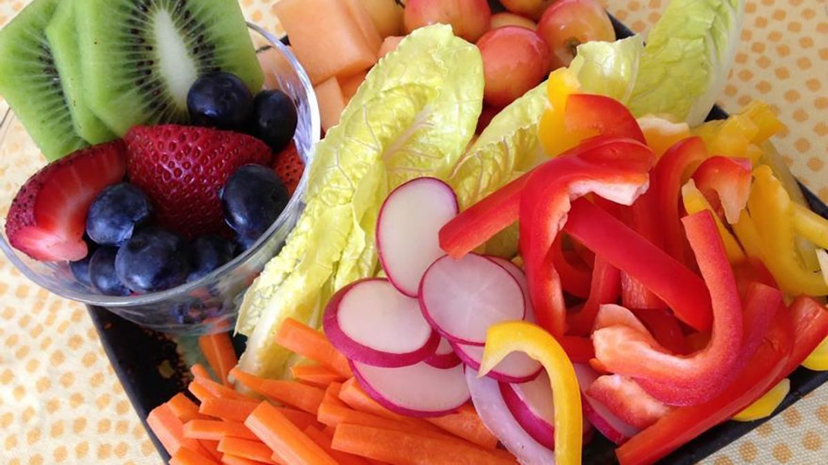 Esta es la fruta ideal para consumir durante el periodo de la menopausia