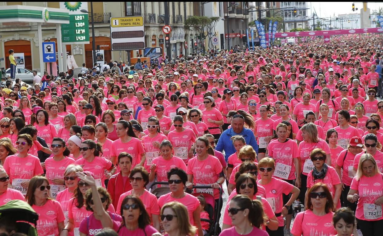 Espectacular imagen de la salida de la Carrera de la Mujer de Valencia
