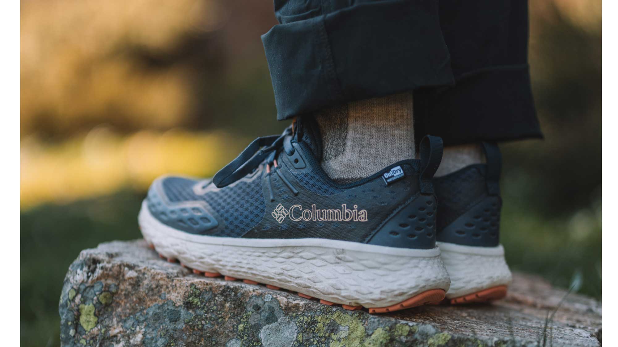 Así de discretas y elegantes son las Columbia Konos Omni-MAX TRS Outdry