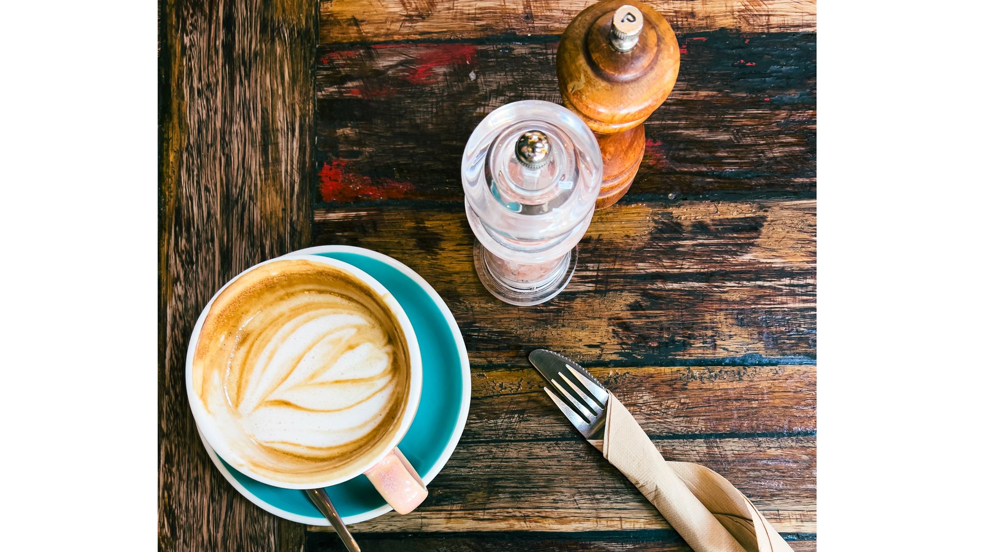 ¿Para qué se añade sal al café?