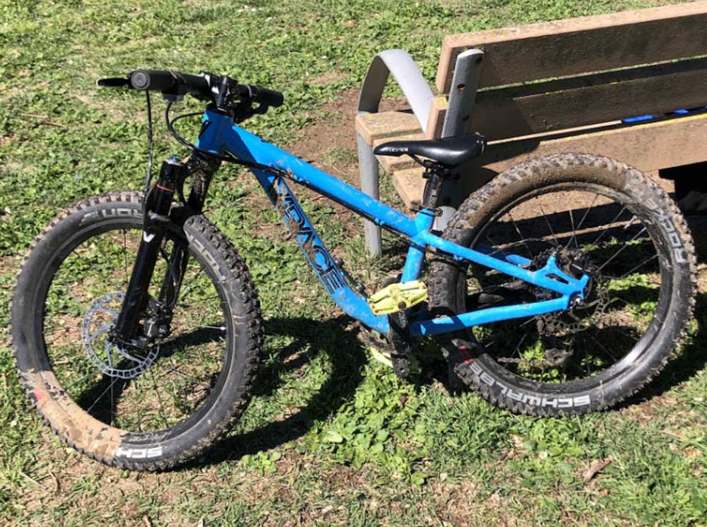 Bicicleta VPace con ruedas de 20"