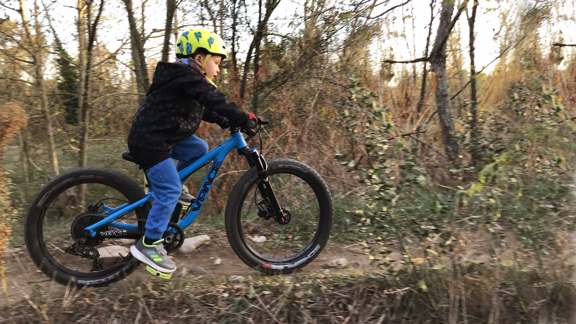 ¿Cómo elijo bici para un niño de 4 a 8 años? Tamaño de rueda, peso y ergonomía de los componentes son tres claves esenciales para no equivocarse