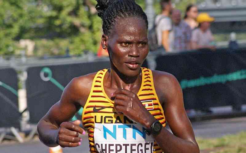 La maratoniana Rebecca Cheptegei, grave tras ser rociada con gasolina y quemada por su novio. EFE.