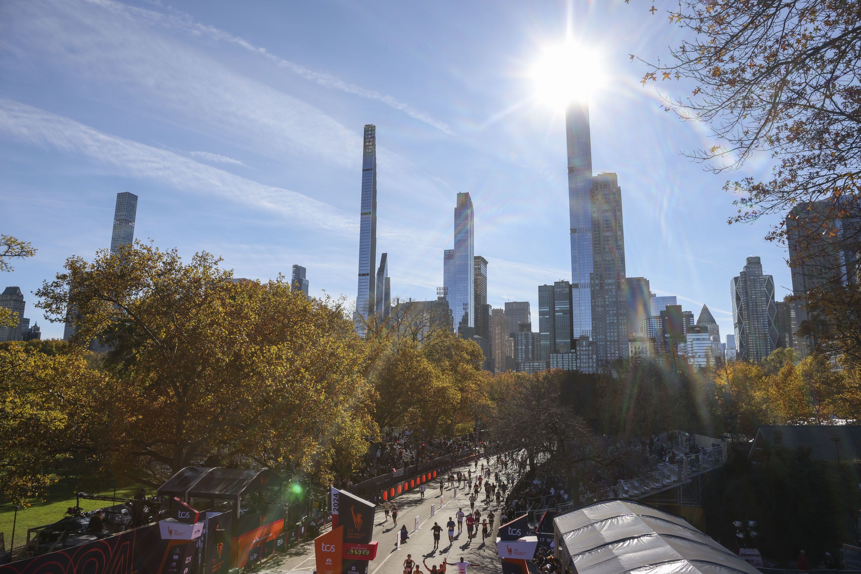 Nueva York bate con 55.646 el récord mundial de corredores que terminan un maratón