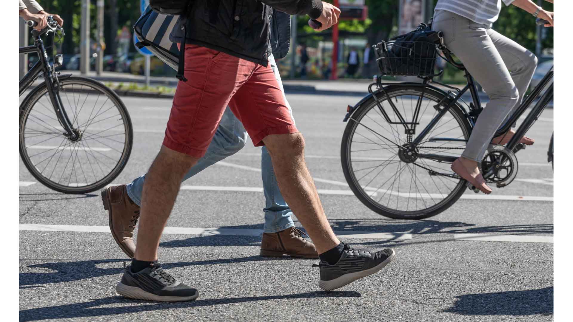 Lucha legal contra los carriles-bici sobre las aceras. (Foto: iStock)