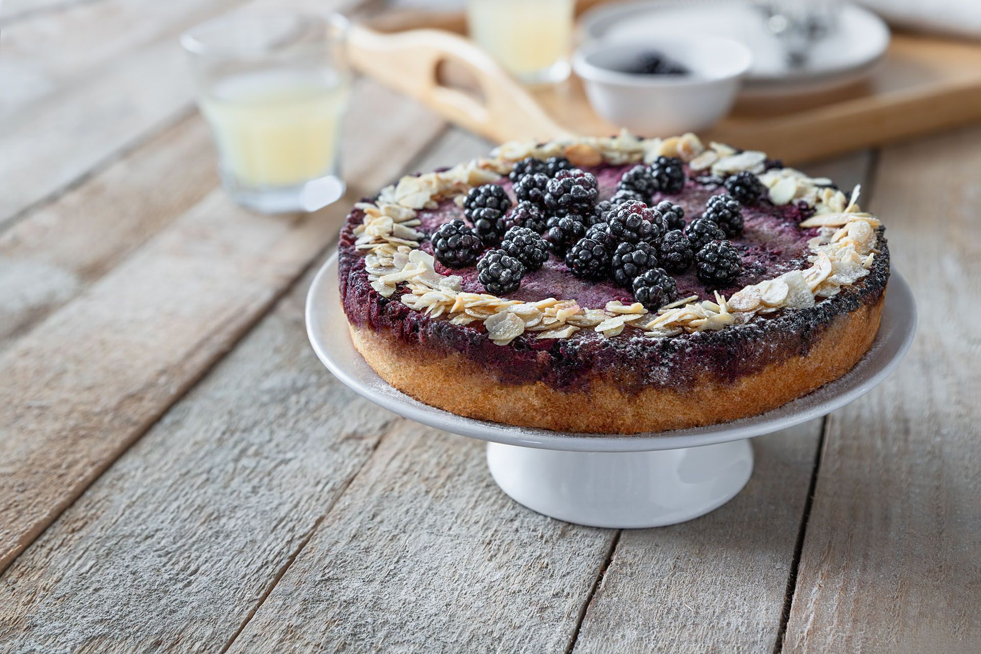 Receta de Tarta de almendras y moras