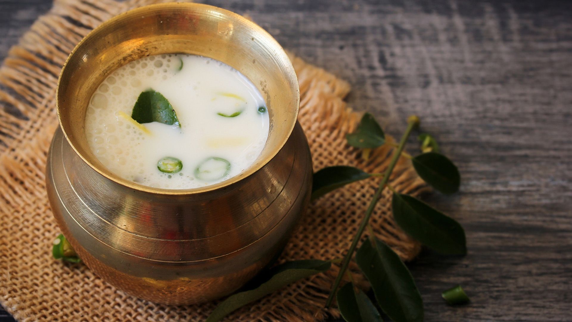 Buttermilk, la bebida probiótica de India, ligera, digestiva y rica en proteínas 