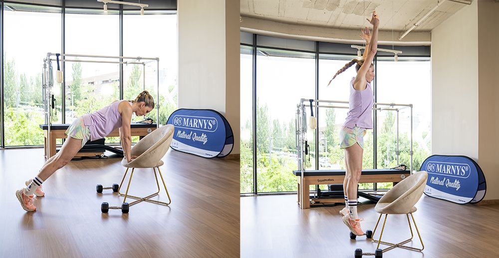 Burpee adaptado con manos apoyadas en silla