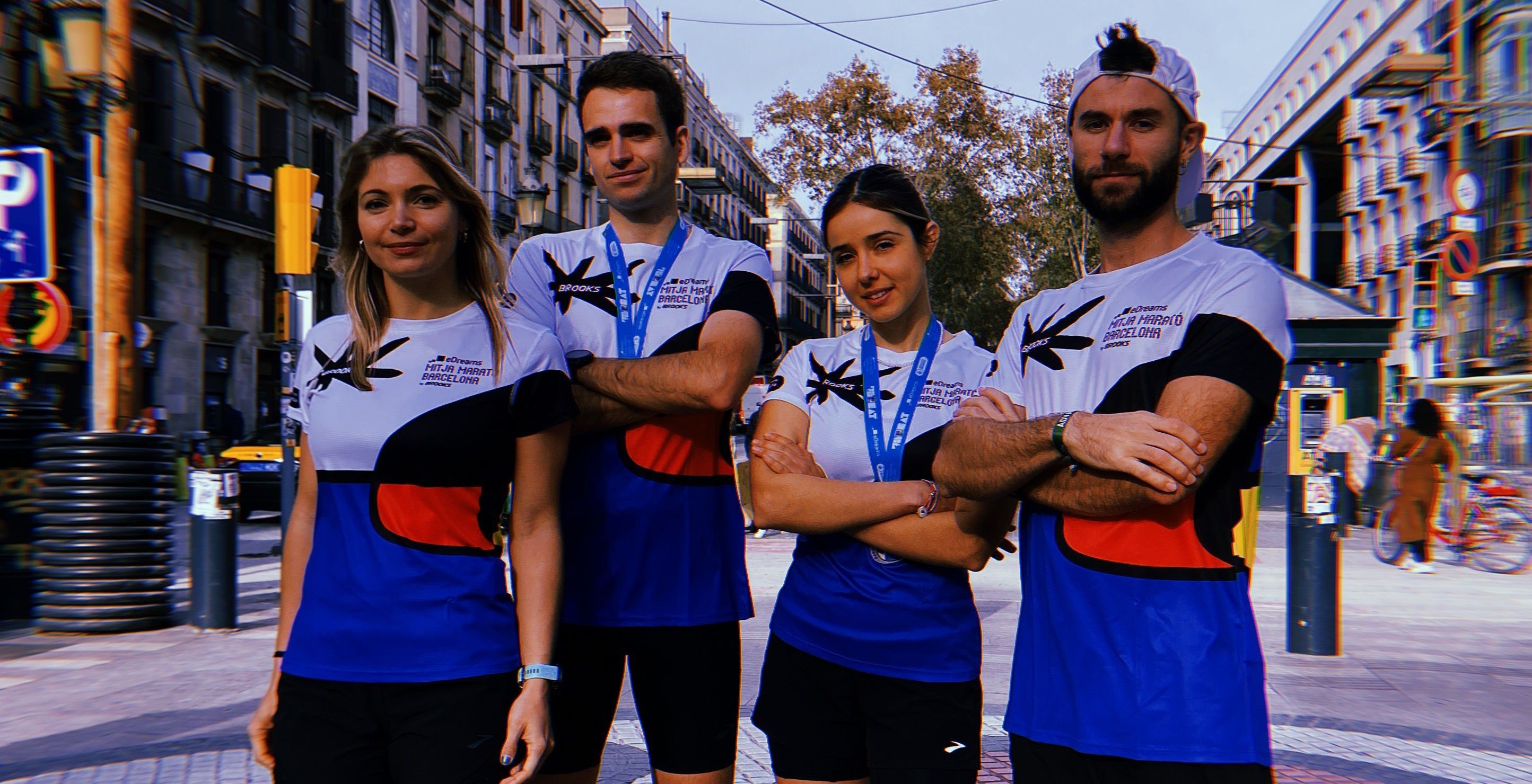 Brooks ha presentado la camiseta oficial de la Mitja Maratón de Barcelona 2025