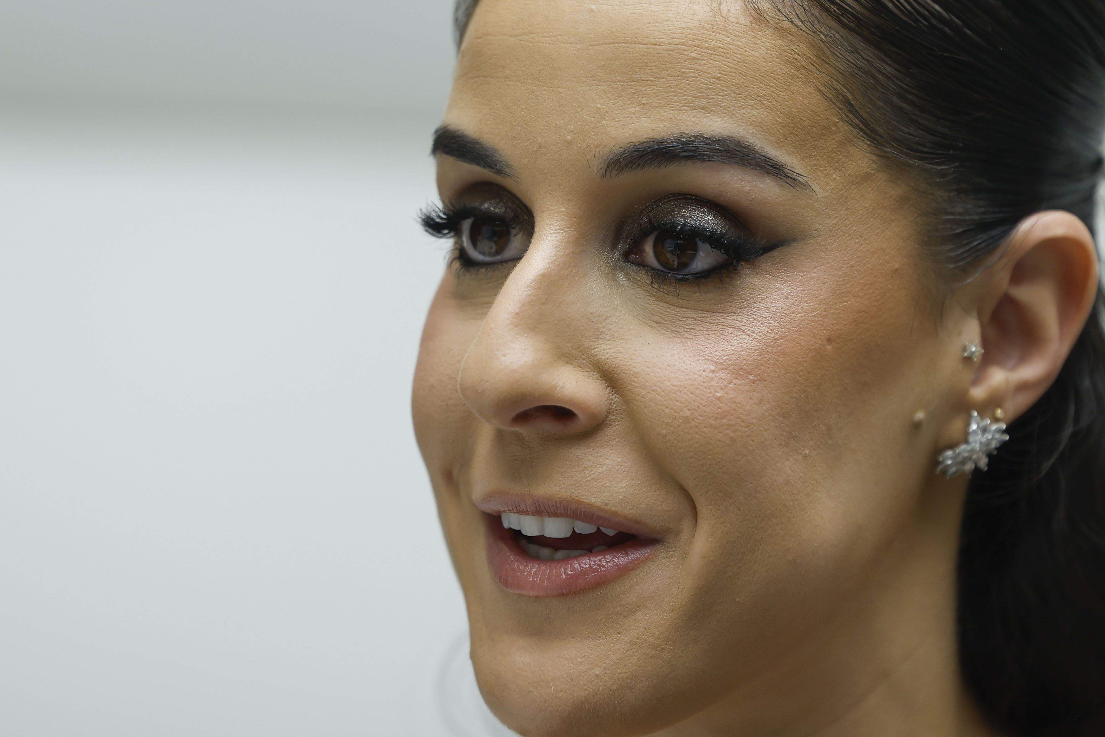 Carolina Marín vuelve a entrenarse cinco meses después de su grave lesión