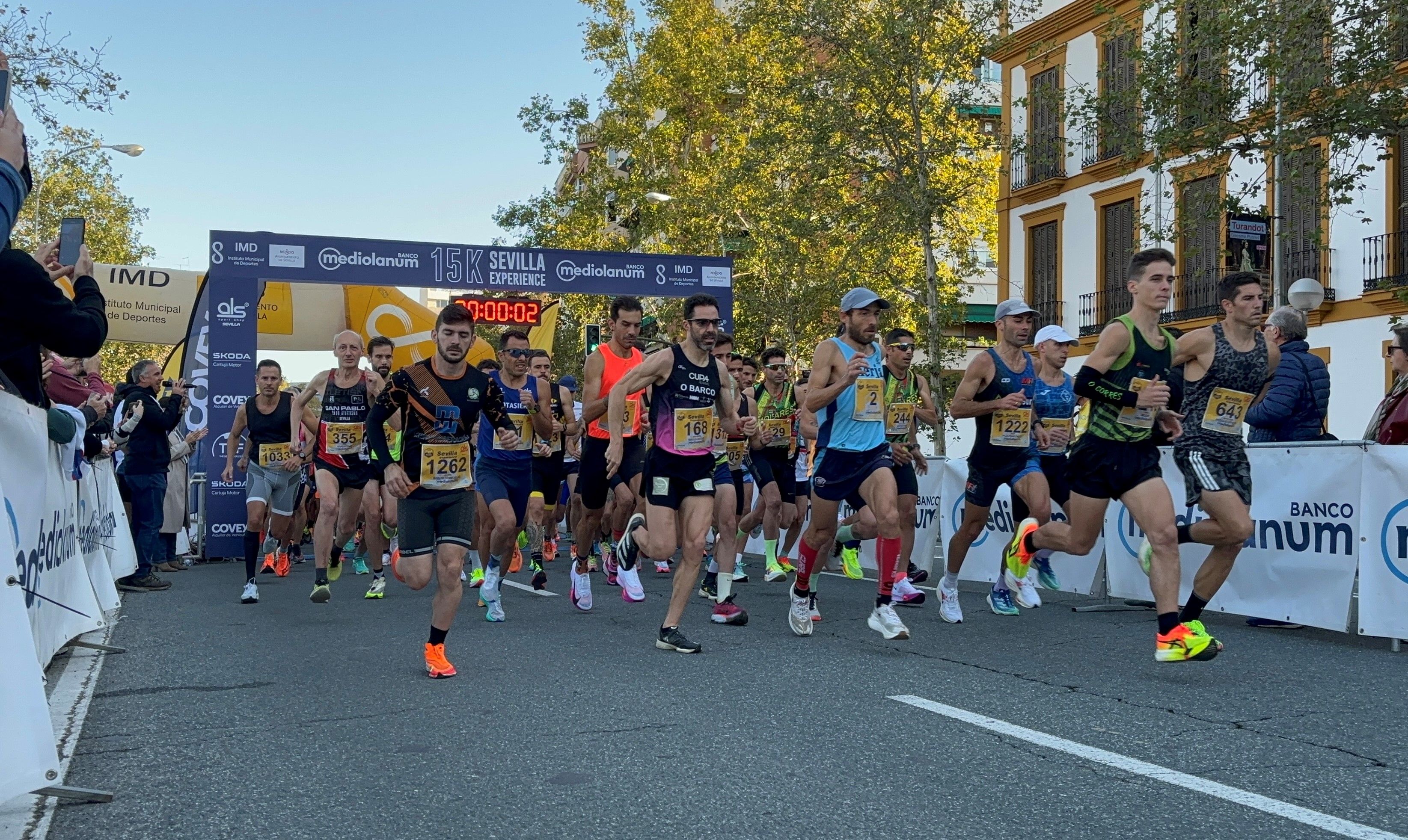 Salida de la primera edición del 15K Sevilla Experience