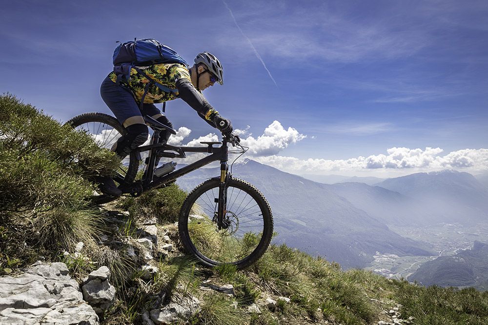 Cómo bajar más rápido y de forma eficaz con tu bici