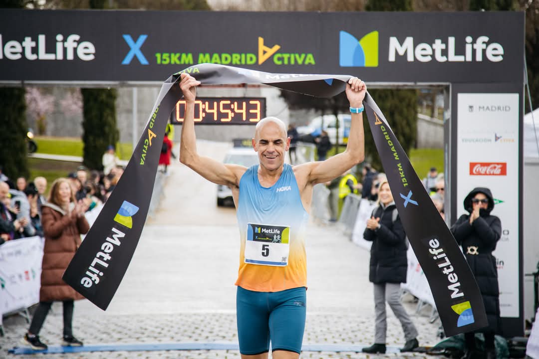 Reyes Estevez, victoria y récord en la Metlife 15K Madrid Activa