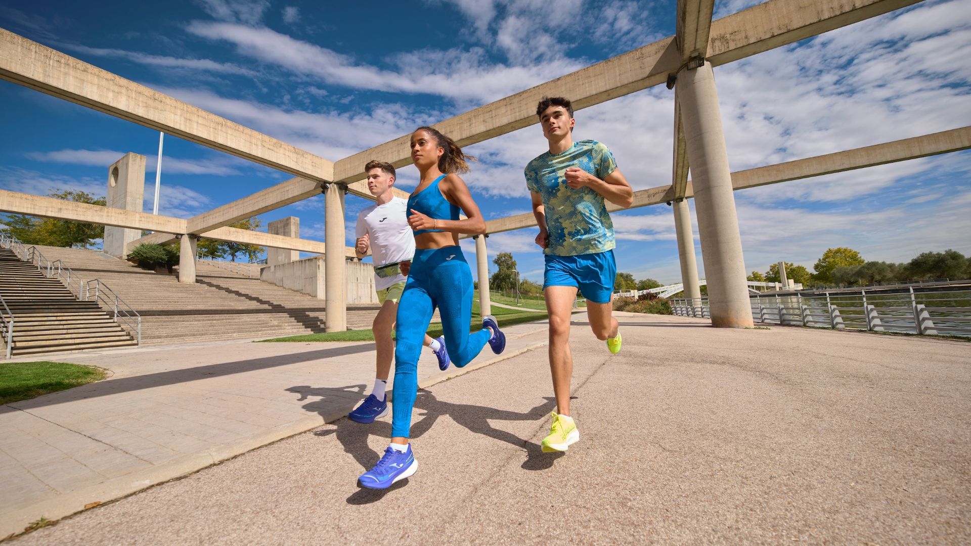 Nueva colección de running R City de Joma