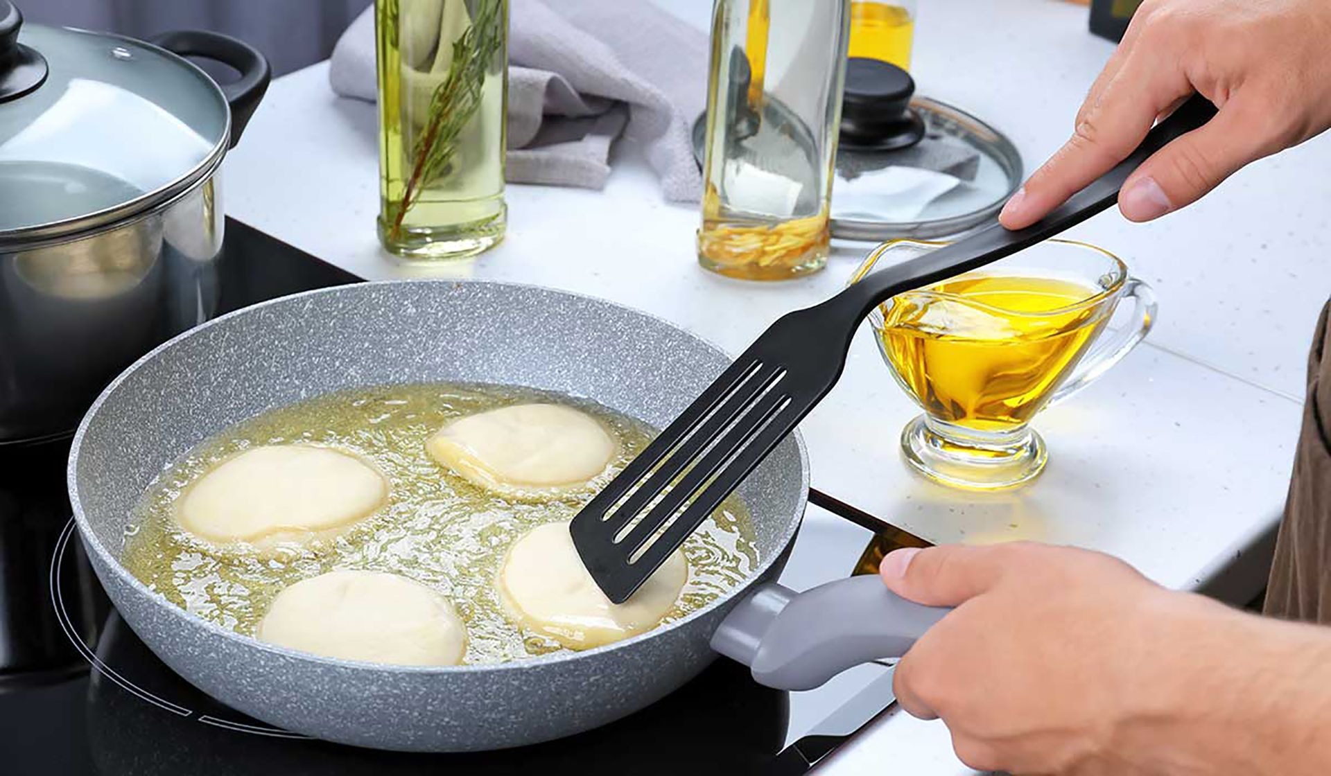 ¿Cuándo es mejor echar la sal al cocinar  antes o después?