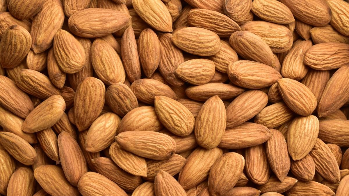 ¿Cuántas almendras hay que tomar para reducir el colesterol?