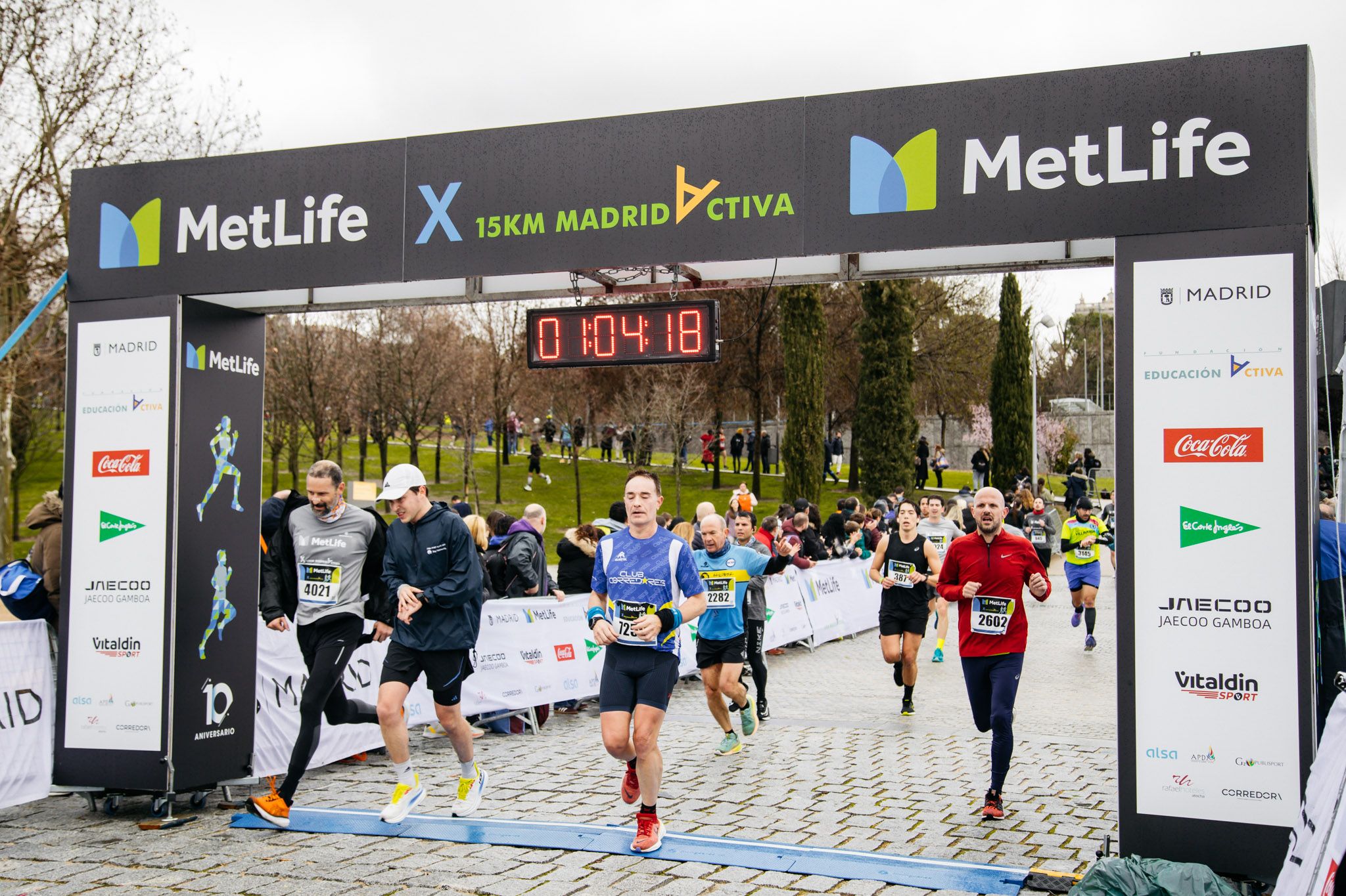Línea de meta de la última edición de la 15K Metlife Madrid Activa
