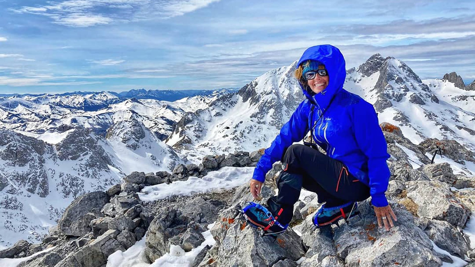 Entrevista a Rachel García primera mujer en subir al glaciar más grande del mundo00