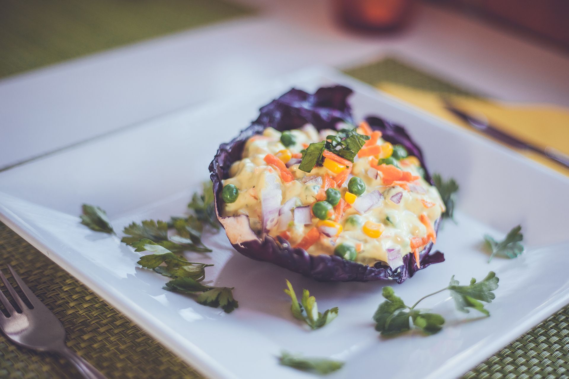 Receta de ensaladilla rusa en col lombarda