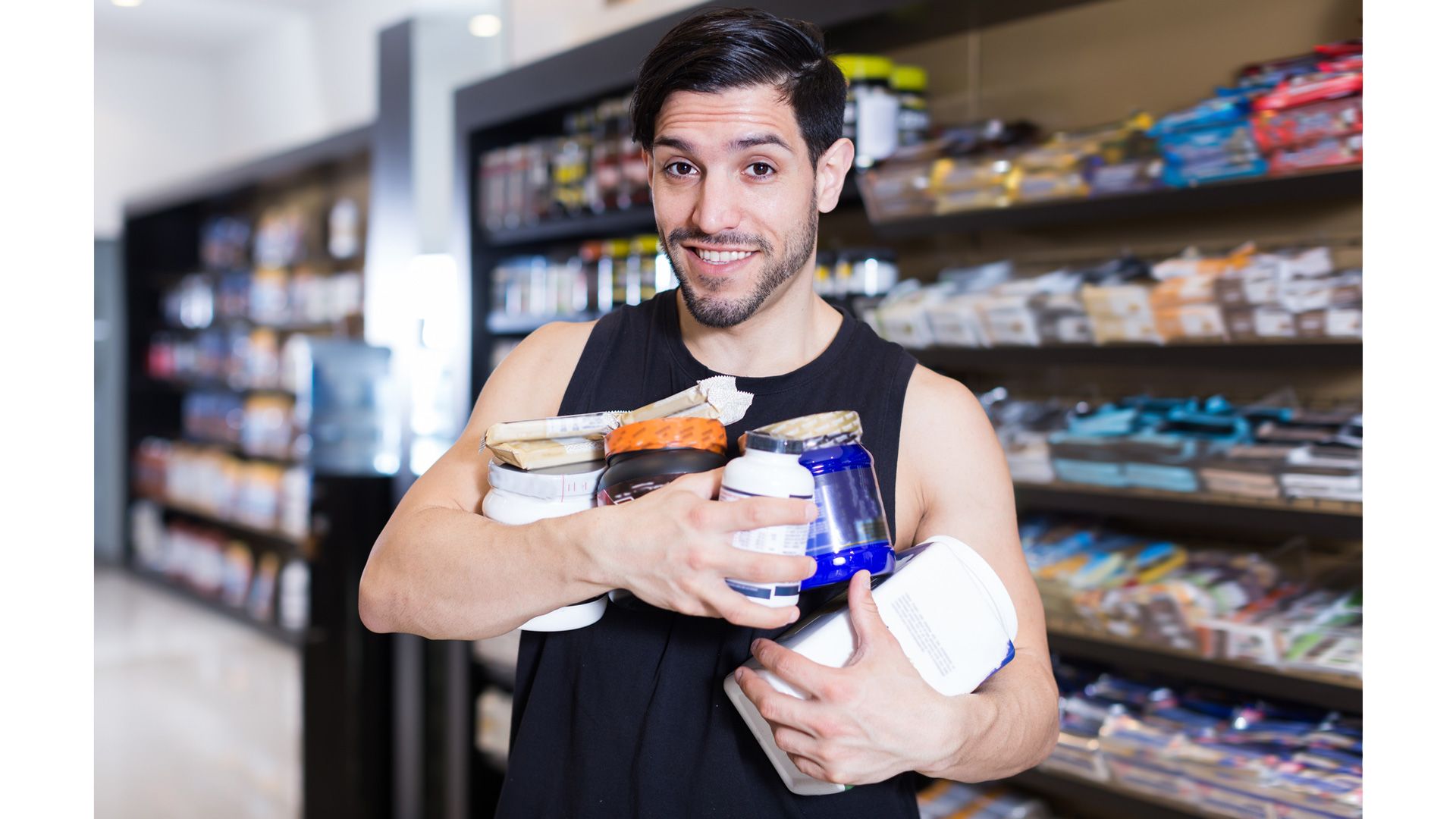 ¿Se puede mezclar la creatina con la proteína? (Foto: iStock)