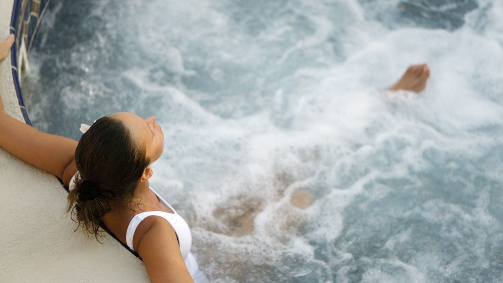 Las ventajas de los jacuzzis sobre las saunas