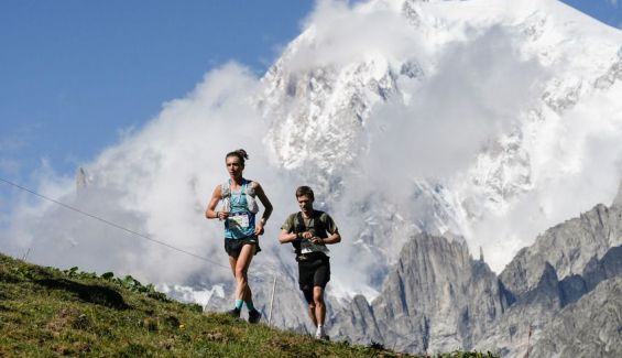 Francesco Puppi liderando la CCC ©UTMB2025