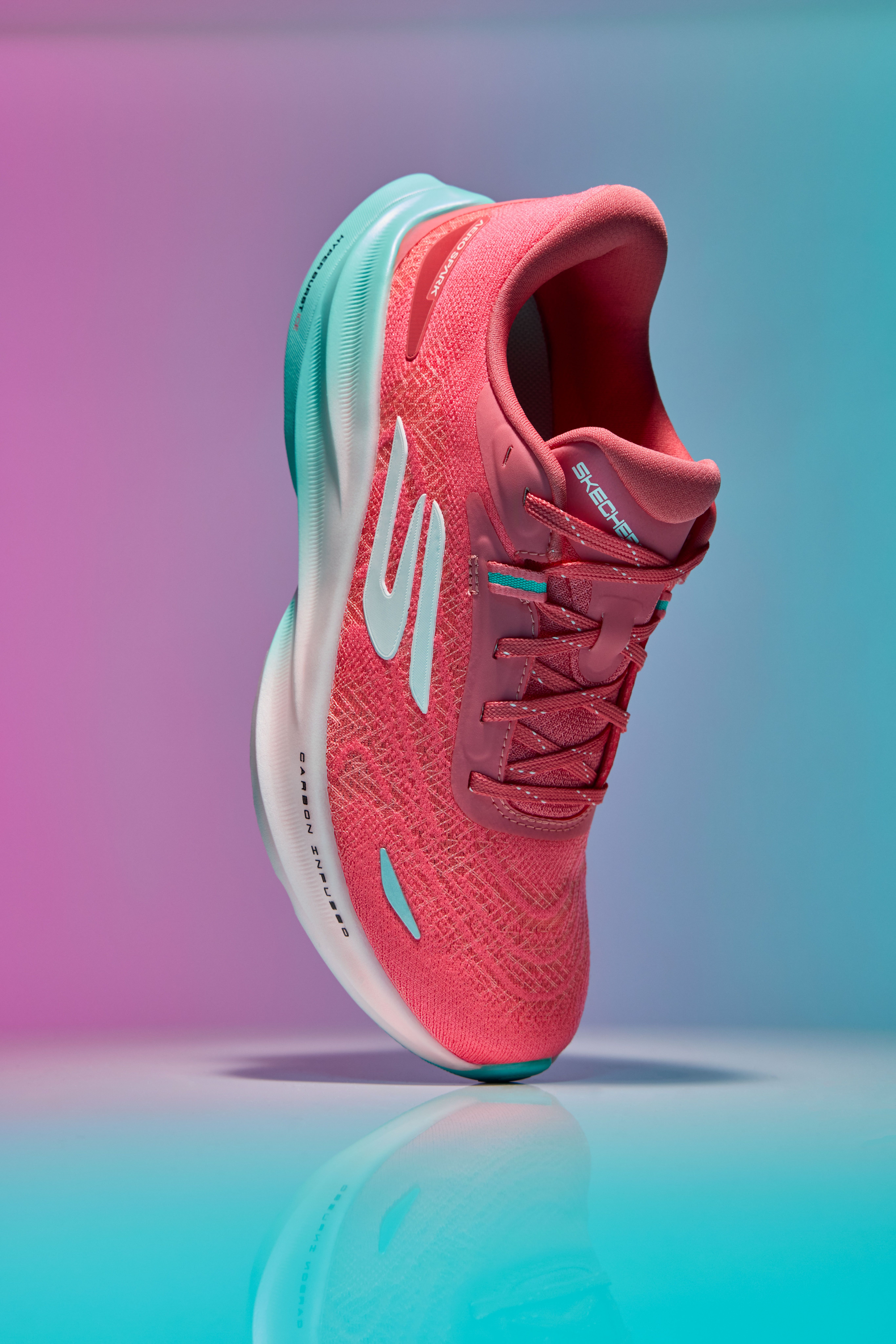 Skechers AERO Spark 16
