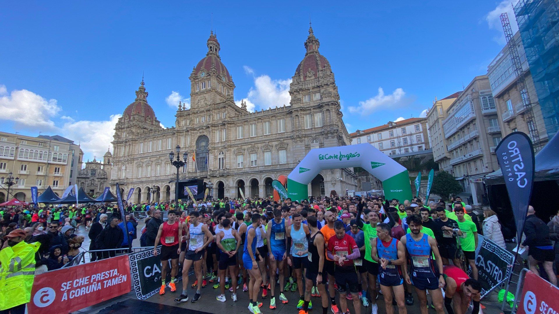 Vive la magia de la San Silvestre Coruña 2025