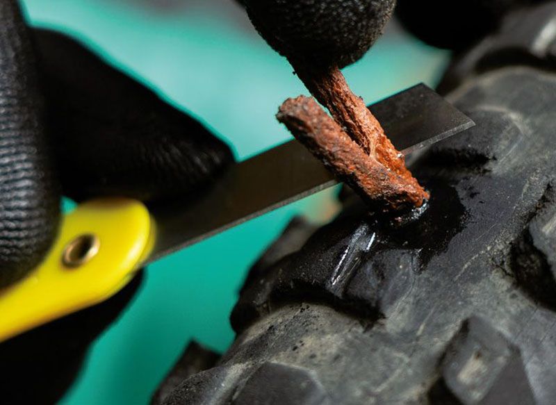 Pinchazo con líquido y no hay presión  agita y resucita