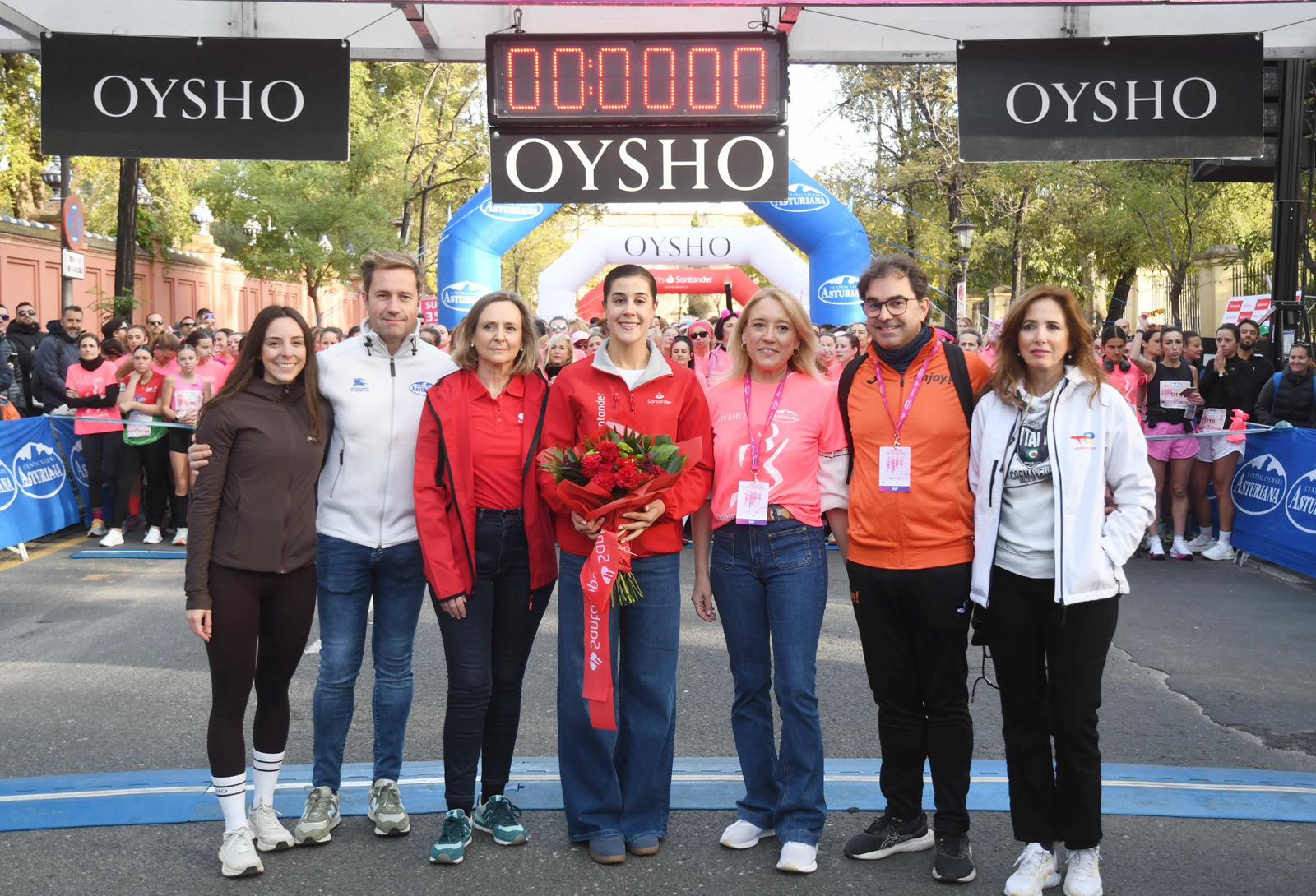 Carolina Marín dio la salida a la Carrera de la Mujer 2025