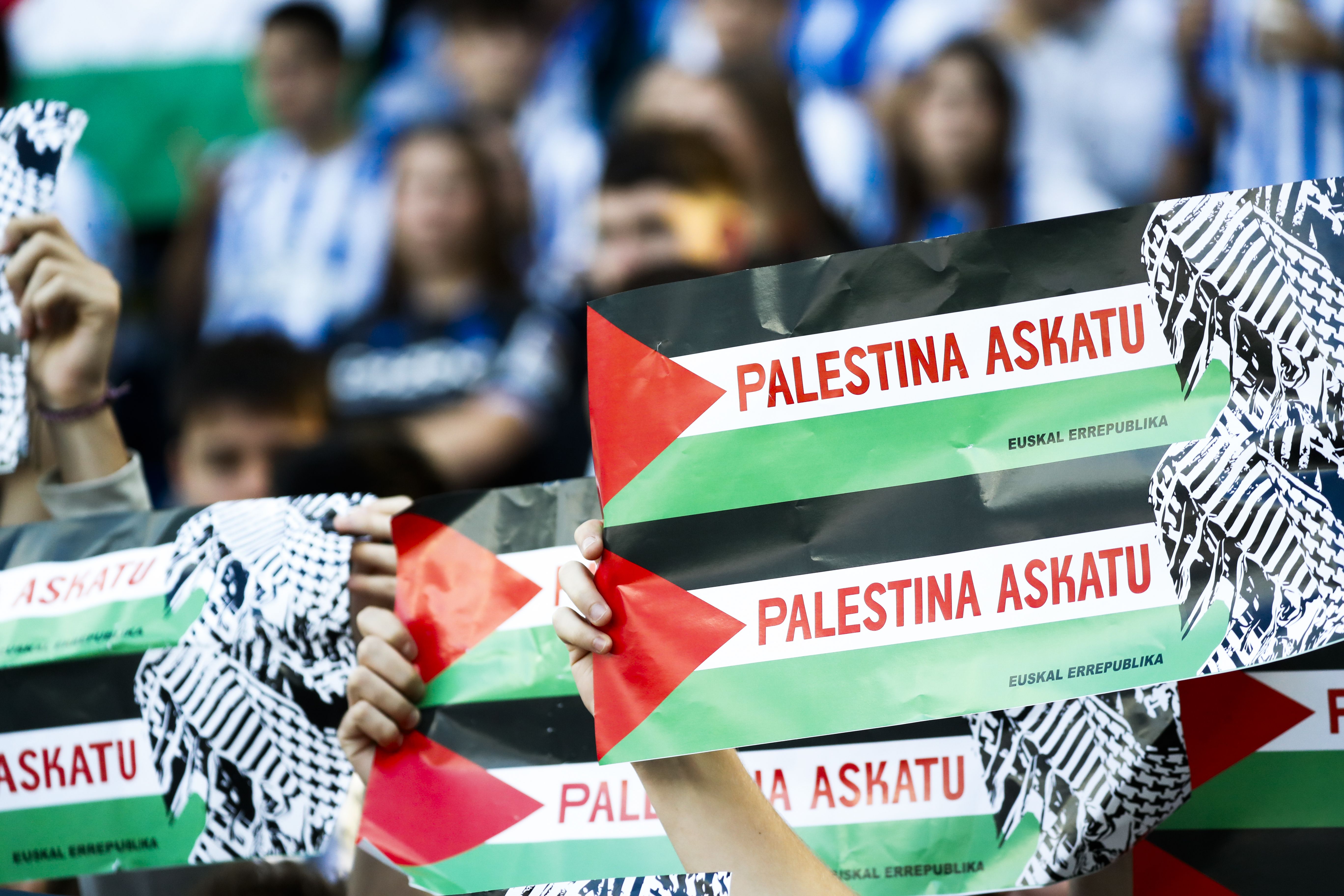 LaLiga denuncia el cántico "Liberar Palestina, destruir Israel" en el Real Sociedad-Villarreal