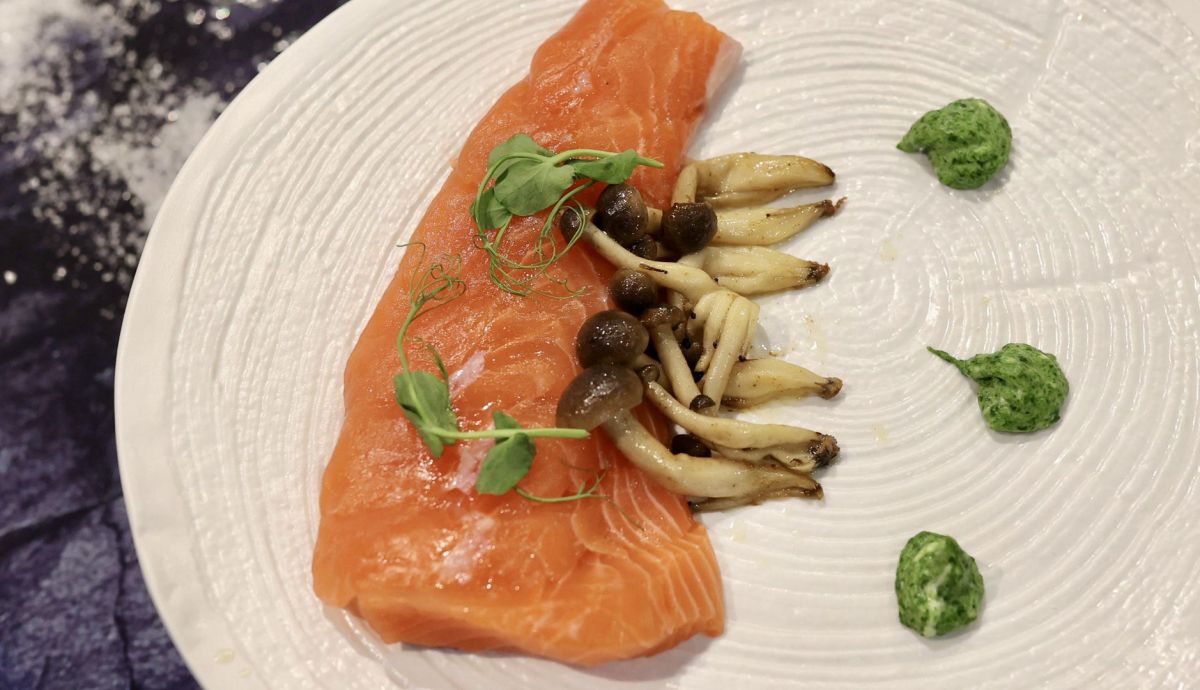 Sashimi de salmón con setas