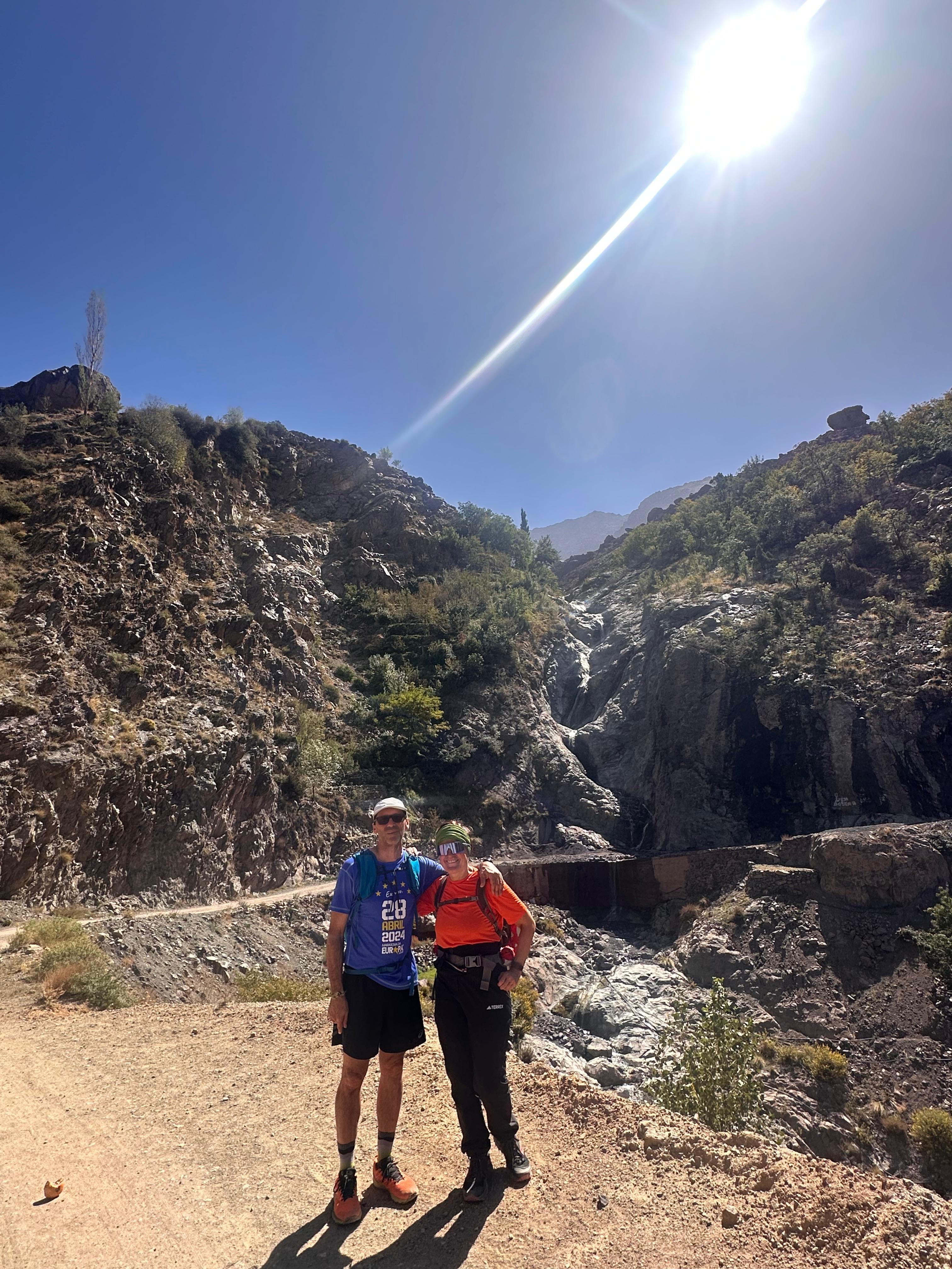 Camino y cascadas Toubqal