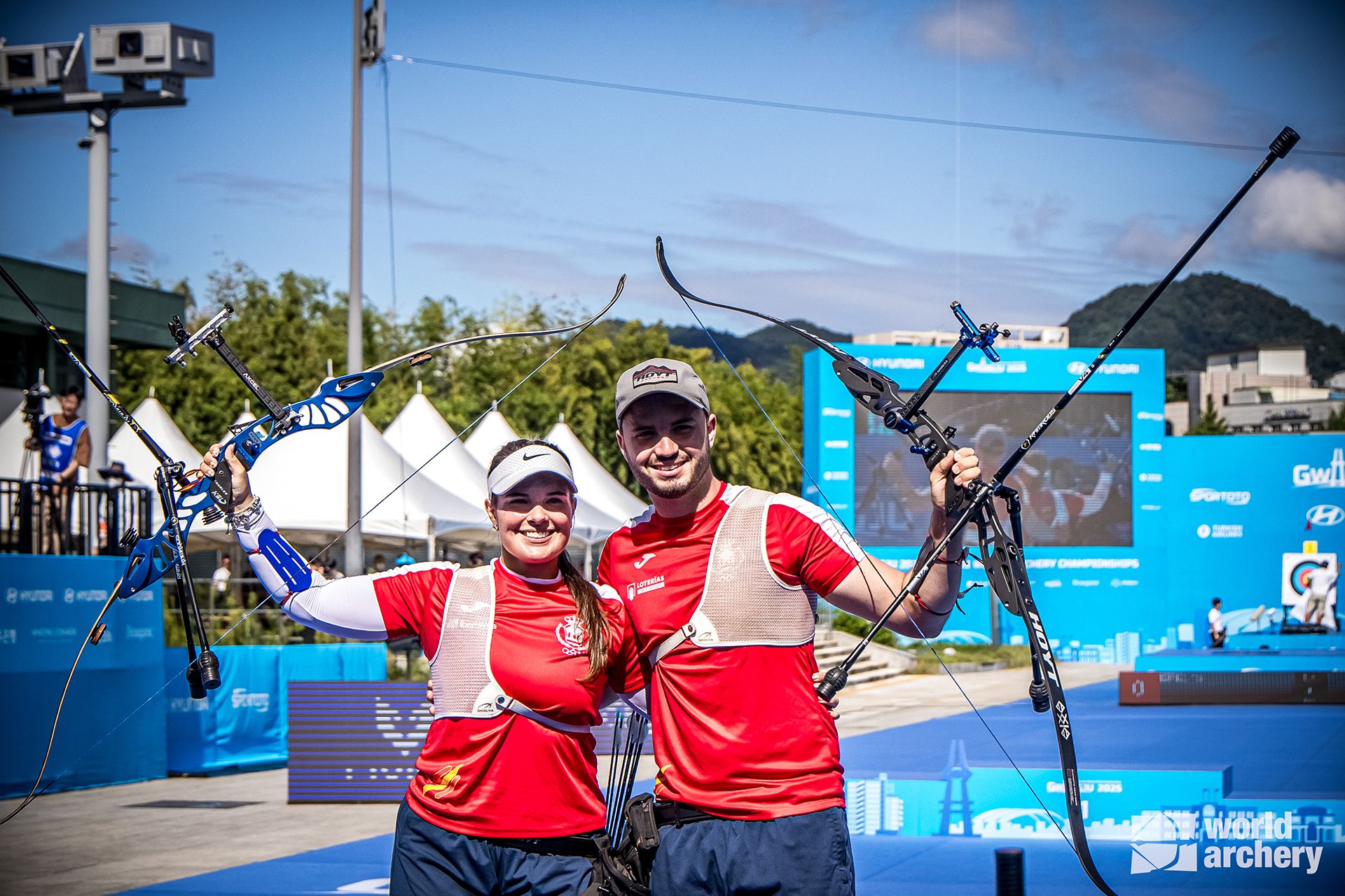 Andrés Triviño y Elia Canales, campeones del mundo de tiro con arco