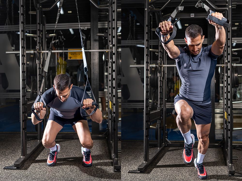 Sentadilla con press de hombros en TRX + Elevación de rodilla