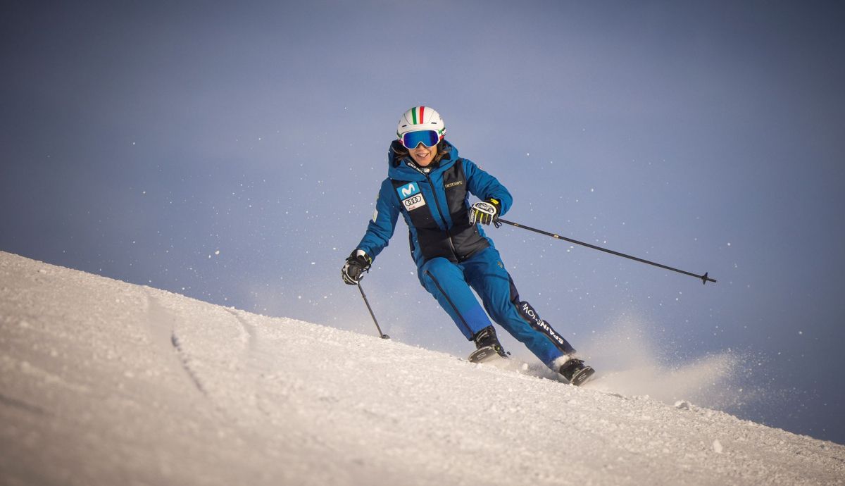 Paula Fernández Ochoa esquiando