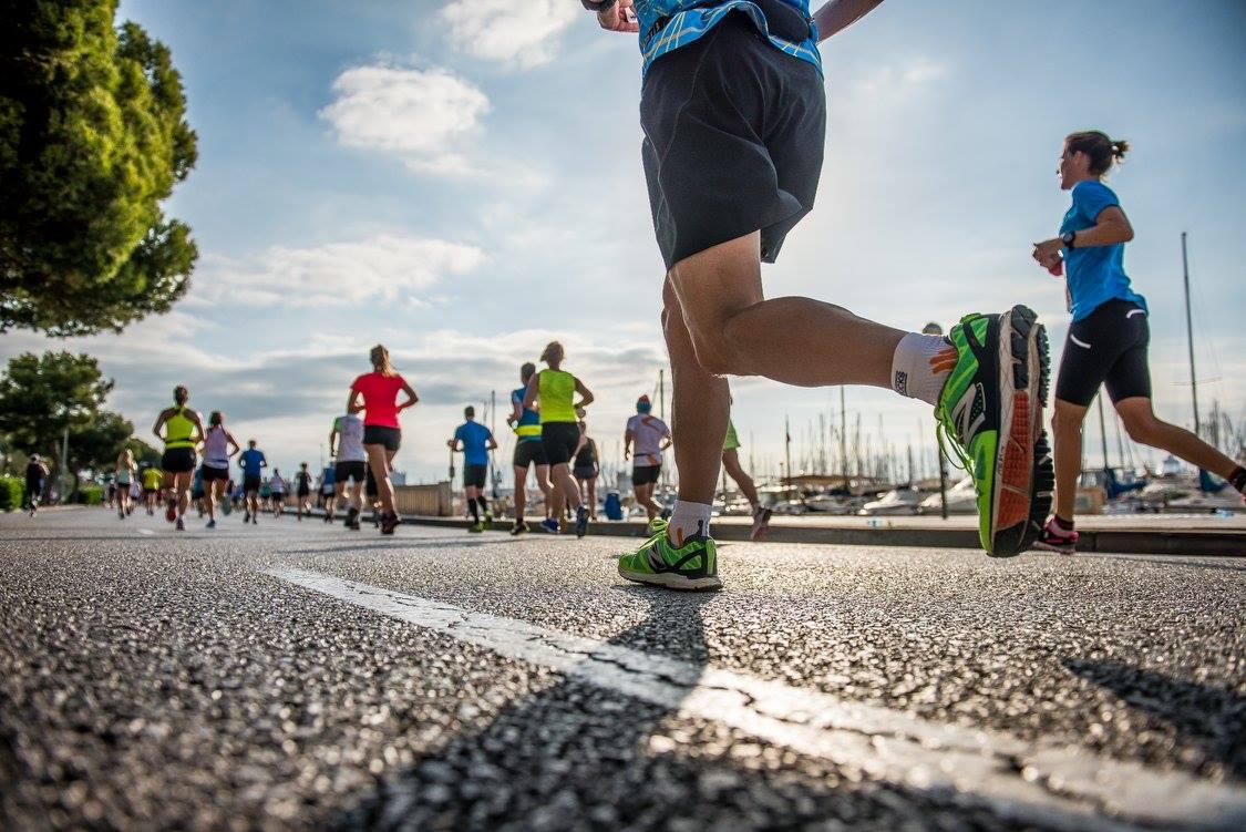 Cómo identificar y corregir el valgo dinámico de rodilla