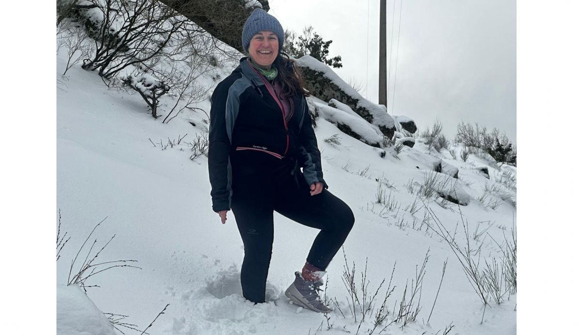 Probando en nieve las botas de montaña barefoot Xero Shoes Scrambler Trail Mid. Yolanda Vázquez Mazariego