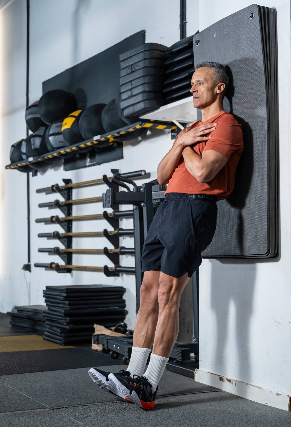 Elevaciones Tibiales contra pared. 2x20 30.