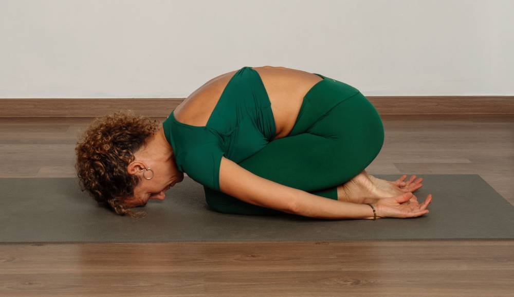 POSTURA DEL NIÑO   Balasana