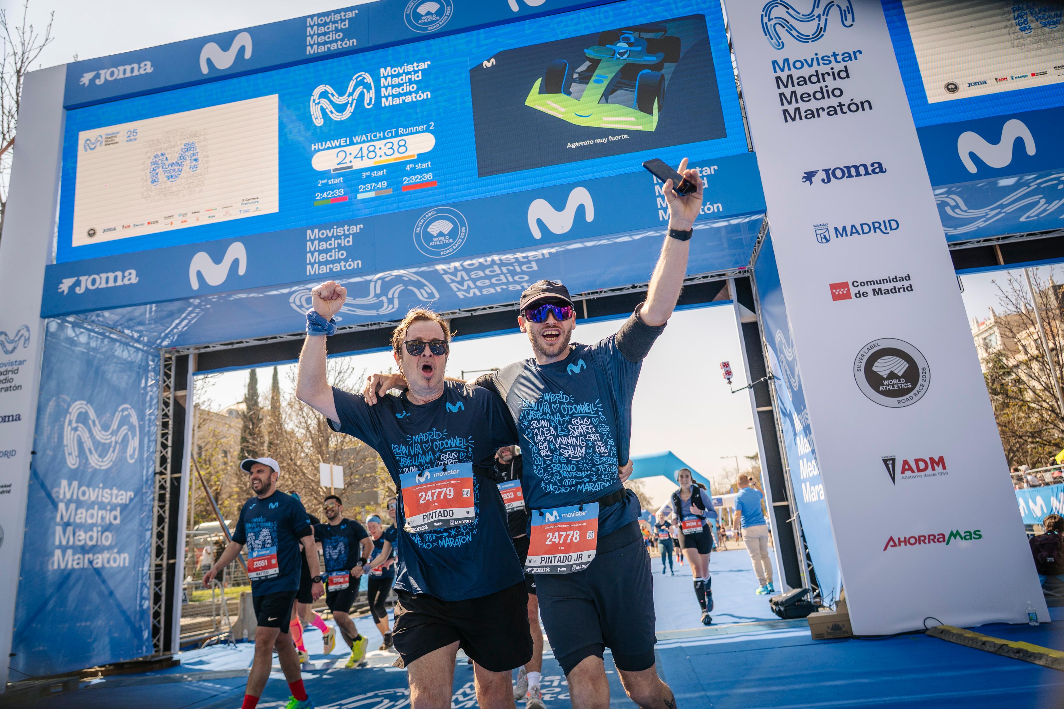 Emoción en la meta del Movistar Madrid Medio Maratón 2026